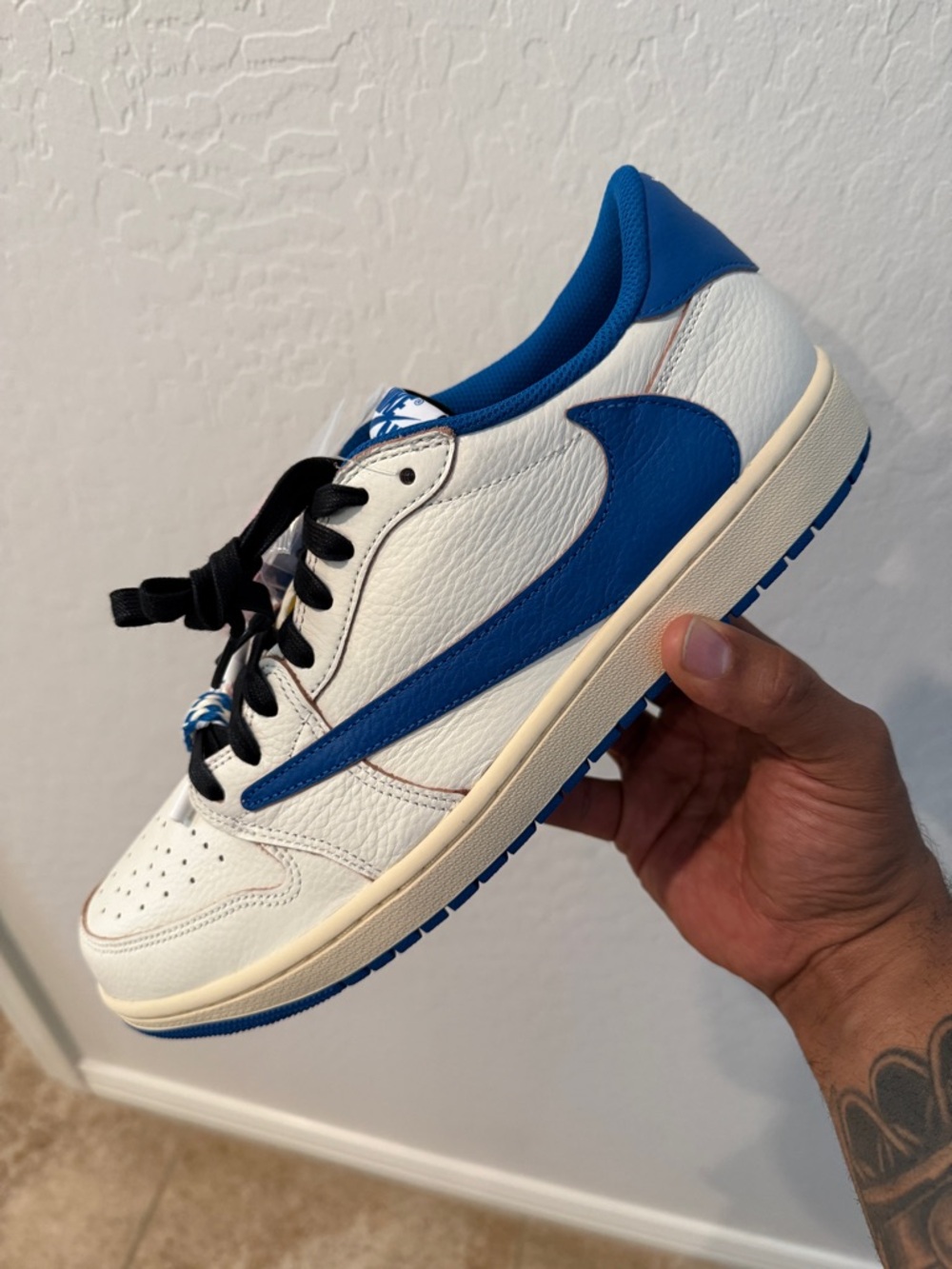AUTHENTIC!! Nike Air Jordan 1 Low Travis Scott Fragment Sail DM7866-104 Multiple
